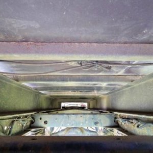 foto 3.5t 6míst tupláky 3.4x2m valník tažné 96kW 2.5D Nissan Cabstar 3513