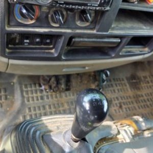 foto 3.5t 6míst tupláky 3.4x2m valník tažné 96kW 2.5D Nissan Cabstar 3513