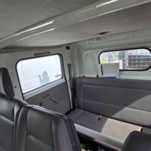 foto 3.5t 6míst tupláky valník tažné 96kW 2.5D Nissan Cabstar 3513
