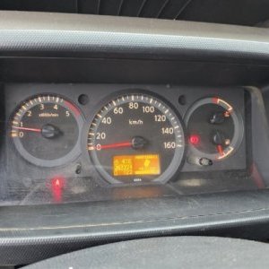 foto 3.5t valník 4.4m tupláky klima EUR4 repas motor Nissan Cabstar 35.13/2.5D