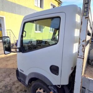 foto 3.5t valník 4.9x2.14m tupláky klima EUR4 repas motor Nissan Cabstar 35.13/2.5D